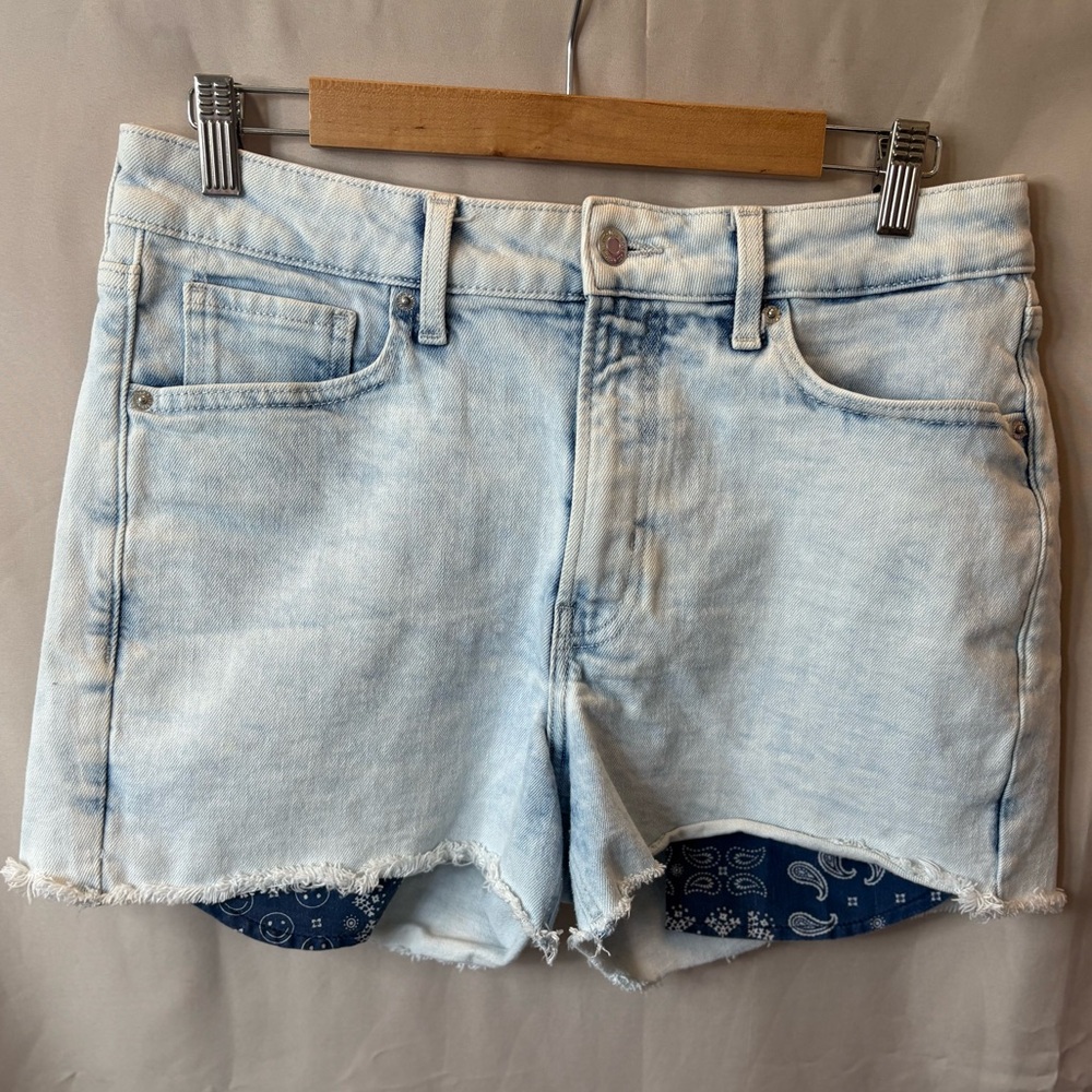Old Navy O.G High Waist Exposed Pocket Cut Off Jean Shorts 3” inseam Size 12